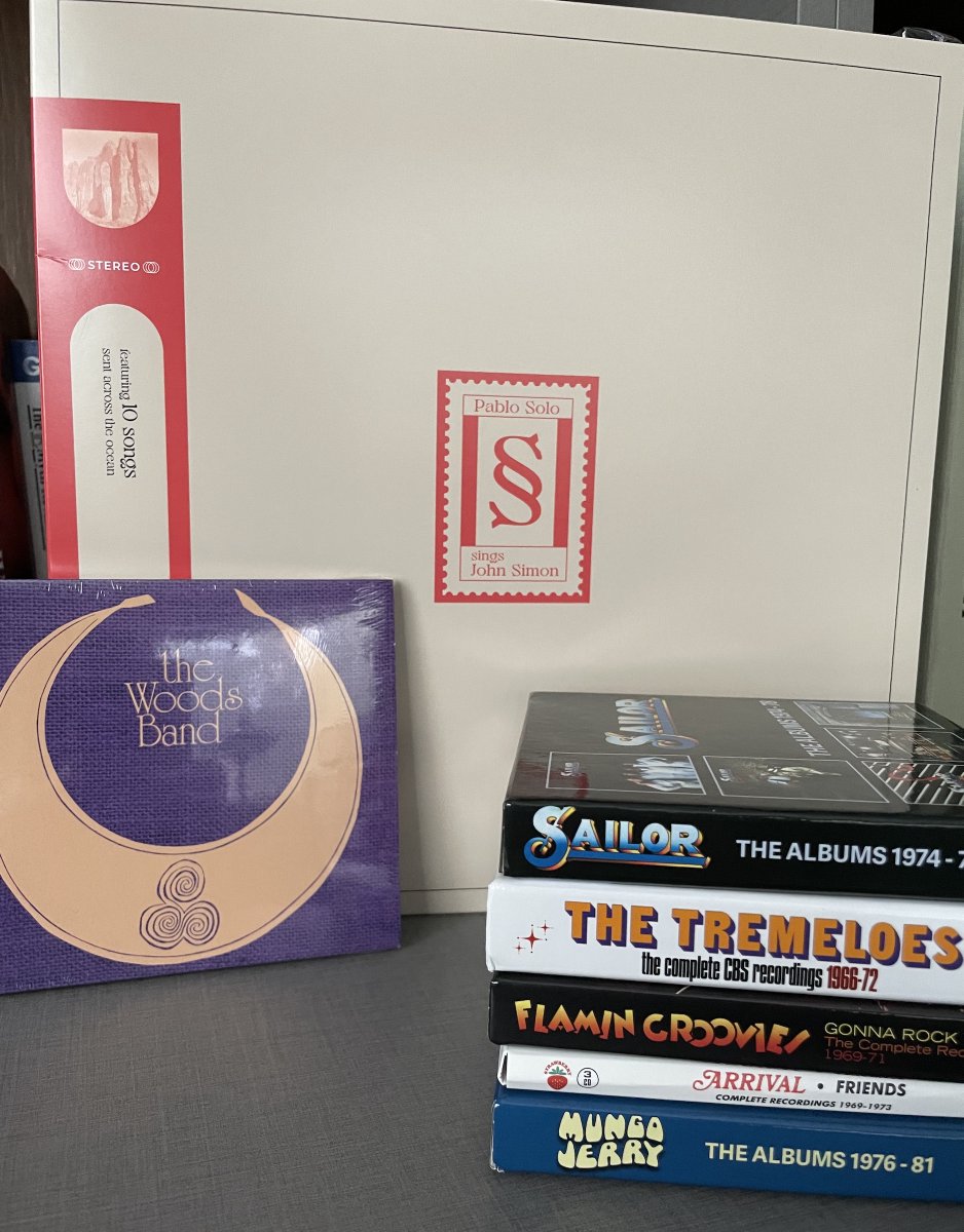 TLAKrecords's tweet photo. Our new #MusicStack is 70s-tastic! Our own Pablo Solo LP with The Woods Band, Sailor, The Tremeloes, Flamin Groovies, Arrival &amp; Mungo Jerry CD sets! #cdcollection #newreleases #classicrock @MungoJerryLTD @CherryRedGroup @solo_pablo https://t.co/UZ7ghllwov