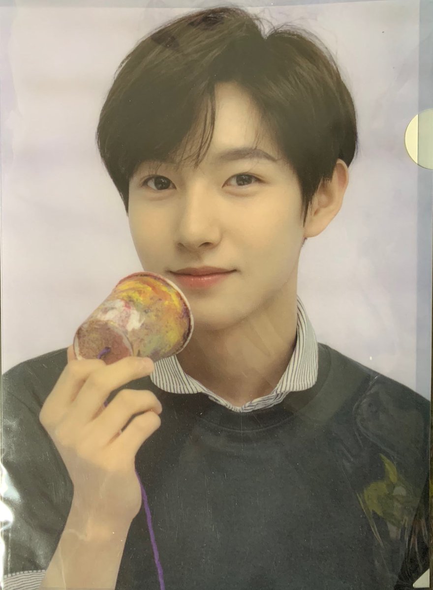 yraincey's tweet photo. Happy birthday to Renjun, kesayangan sijeuni. 22 thn menjalani hidup, Selamat sudah sampai di titik ini dan semangat buat kedepannya. Aahh.. udah dari 2020 ya kita bareng? Semoga tetep bersama ya... ❤️❤️

#RENJUN
#스물셋_봄에_꽃같은_런쥔이왔당
#RENJUN_23on323
#Happy3to3day https://t.co/6ANZJbsqKE
