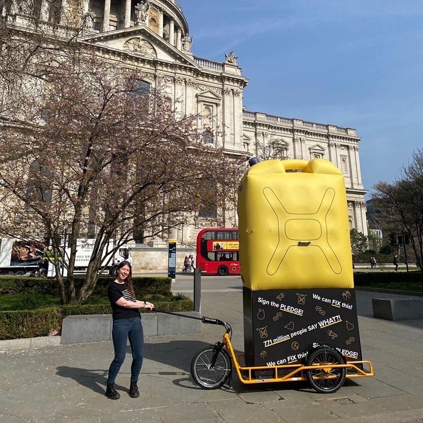 DelinianHH's tweet photo. Thank you to our team who got to enjoy the sunshine today whilst they supported @charitywater on their parade through London to raise awareness of the Clean Water Pledge. It only takes 20 seconds to sign and you can do so here https://t.co/OjteTORxqs https://t.co/odF0kRsOBA