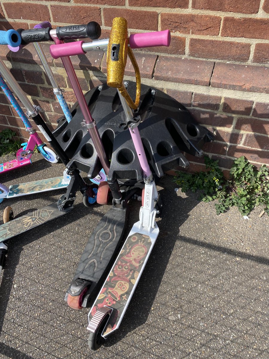 WjgsS's tweet photo. @Sustrans the big walk and wheel has started and we are enjoying every minute of it. #goldenlock winners https://t.co/Vk9UFRpB5h