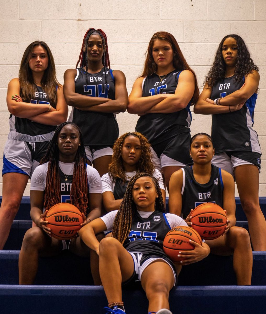 BTR_UAA's tweet image. 1...2...3...4... Quarter 
🐺🐺🐺🐺🐺
94 Feet‼️ 
#SheWolvesRuninPacks