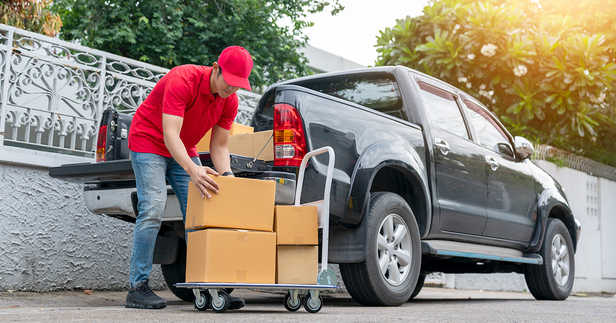 As the weather warms up, maybe it’s time to replace that old pickup truck with something new! See all the pickups for sale on CARFAX, and see which ones meet your needs! Learn more: bit.ly/Used_PickUp #TruckShopping #CARFAX