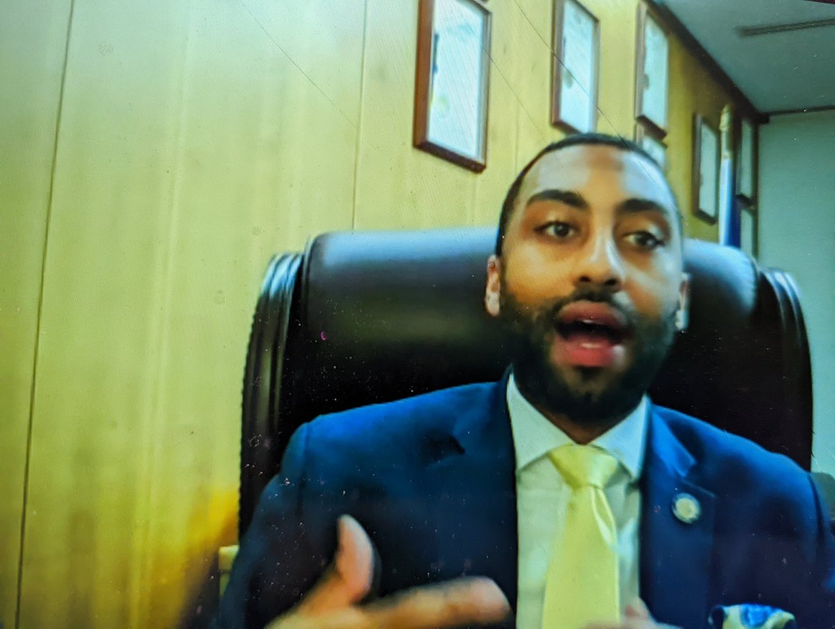 davidgcalvert's tweet photo. NYS Senator @jamaaltbailey attending #YouthBuild Albany Day: "The beauty of YouthBuild is that it inspires." @NYSenate #NYAssembly  #YouthBuildNYS https://t.co/VVPP5Q88oB