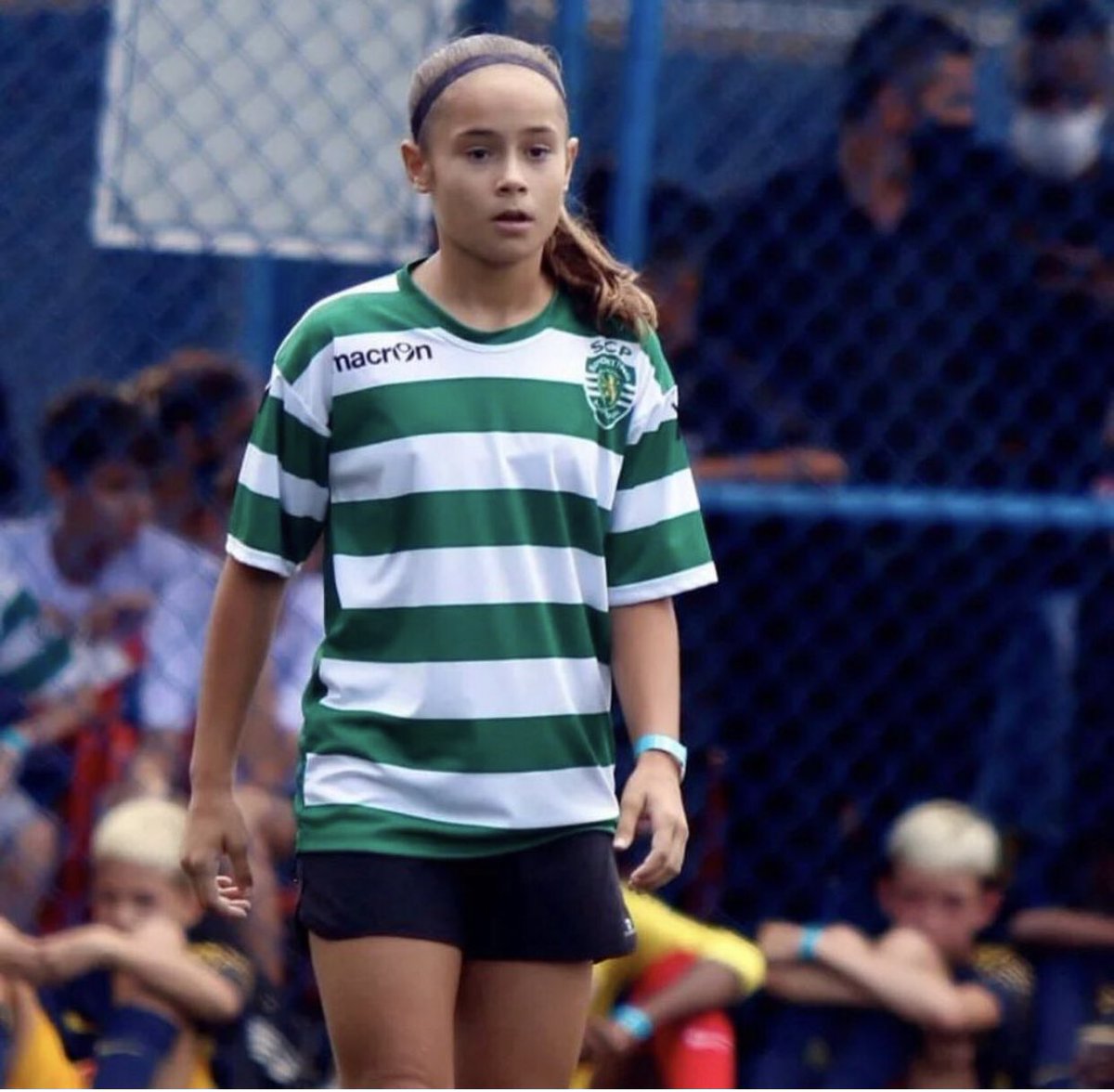 Sim, ela consegue jogar com os meninos… sim, ela é MUITO melhor que vários meninos que inclusive jogam em clubes hoje!

Ela é dedicada, educada, treina sempre com uma intensidade que impressiona a todos. 
Uma Atleta com uma personalidade espetacular. 

RESPEITO COM A PIETRA💚🦁