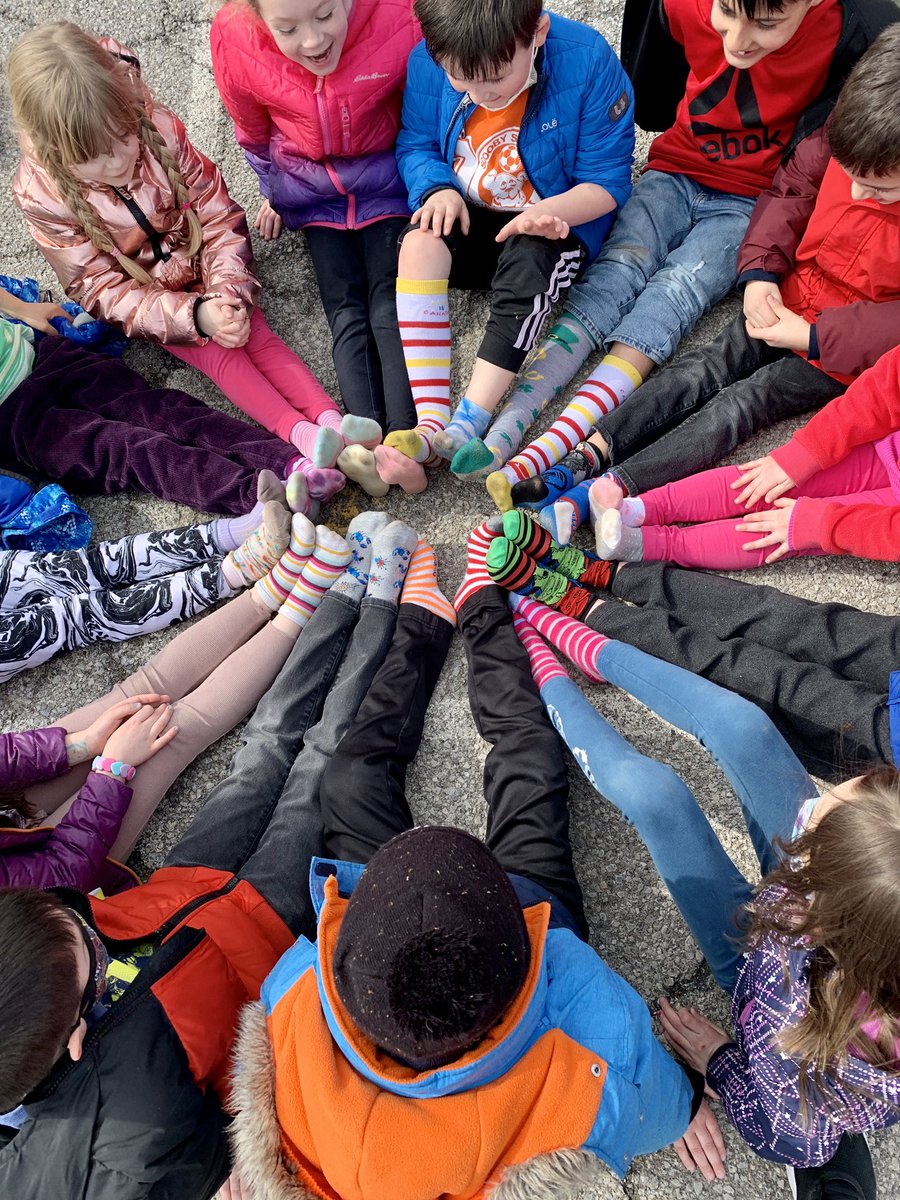 msedwardsclass's tweet photo. Yesterday we rocked our socks for #WorldDownSyndromeDay ! https://t.co/ms8YUb1KaQ