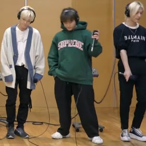 🐖🐰 (@tiny__bini) on Twitter photo 