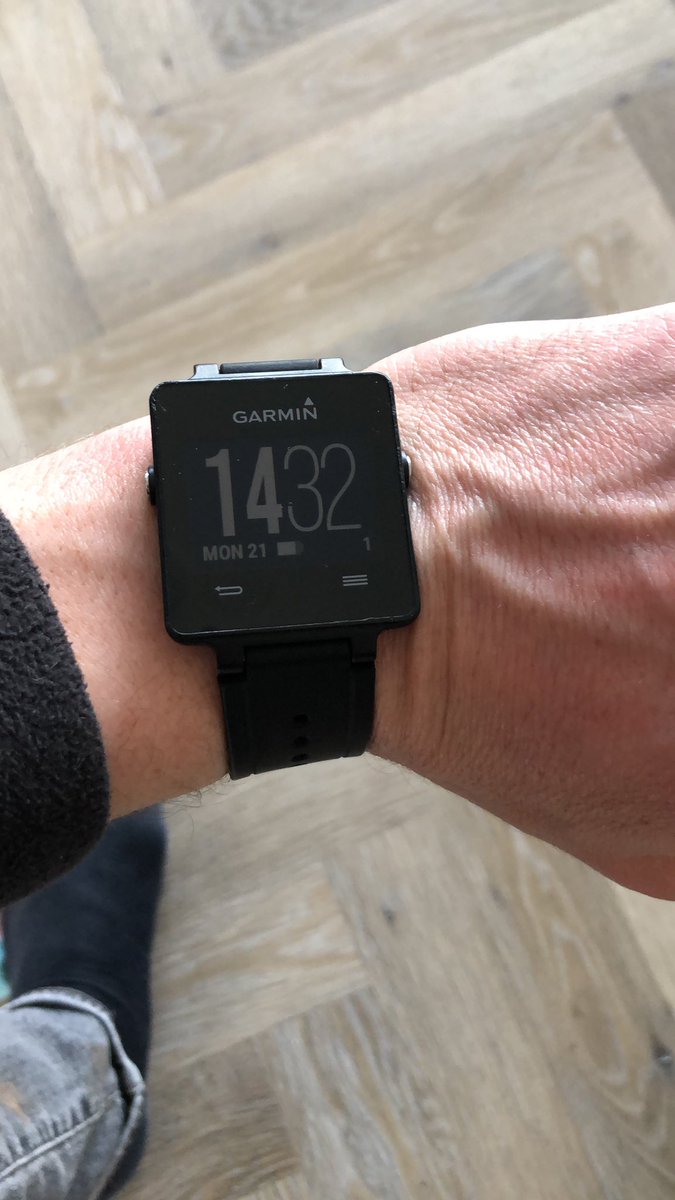 Go back to the tried and tested when the Fenix breaks 🙌🏻 #garmin #triathlon