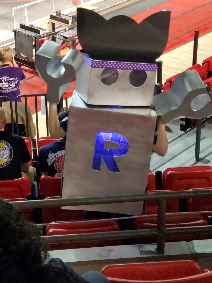 ReynSchools's tweet image. 🤖 The RCS robotics team, Technical Difficulties, competed at the Greater Pittsburgh Regional this past weekend! They ranked 24 out of 47 teams and will compete again this weekend at the Buckeye Regional, which will be live-streamed on Twitch™. GOOD LUCK this weekend! #REYNProud