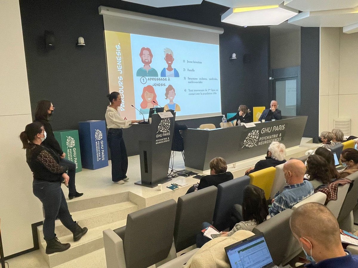 GhuParis's tweet image. A La tribune :  Juliette Martin du CIP Dijon, Thierry Botai de l’EPPSI Martigues, ainsi que T. Ton, M.Féron et S. Hayaer de #JENESIS, au sujet de l’évolution et de l’impact de FIOP, durant la #JIPEJAAD