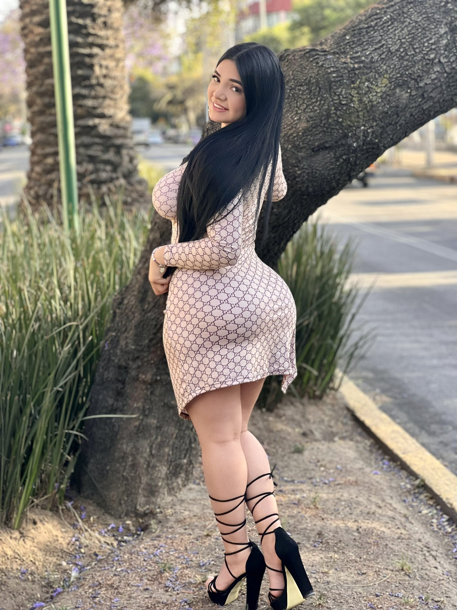 Anhastacia Fox on Twitter: "Regale muchos emojis 🙈 https://t.co/VlRJAECyUW" / Twitter