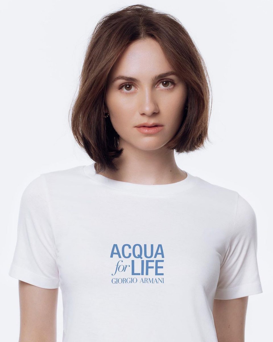 maude apatow for the "acqua for life" campaign partnered with armani beauty &amp; unicef
