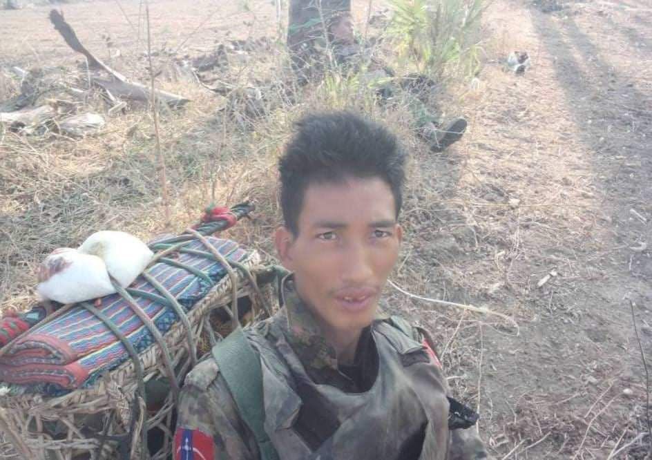 PaingMinLwin2's tweet photo. A woman from Thapyayaye village, YinMarBin tsp was killed and raped by 2 junta soldiers from battling 368. They also set ablaze to the residential properties as well as monasteries and looted valuable things. #2022Mar22Coup #WhatsHappeningInMyanmar https://t.co/VkAiG6ftP7
