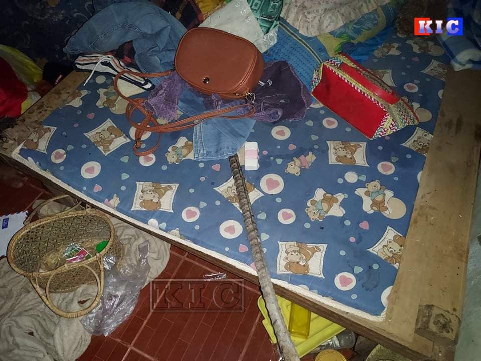 PaingMinLwin2's tweet photo. These photos show the devastation the left after military terrorists and BGF broke in and violently stormed the civilian houses in Annphagyi village, southern Kawkareik tsp. #ASEAN_StopLegalizingJunta #2022Mar22Coup #WhatsHappeningInMyanmar https://t.co/jvHY1L7pf5