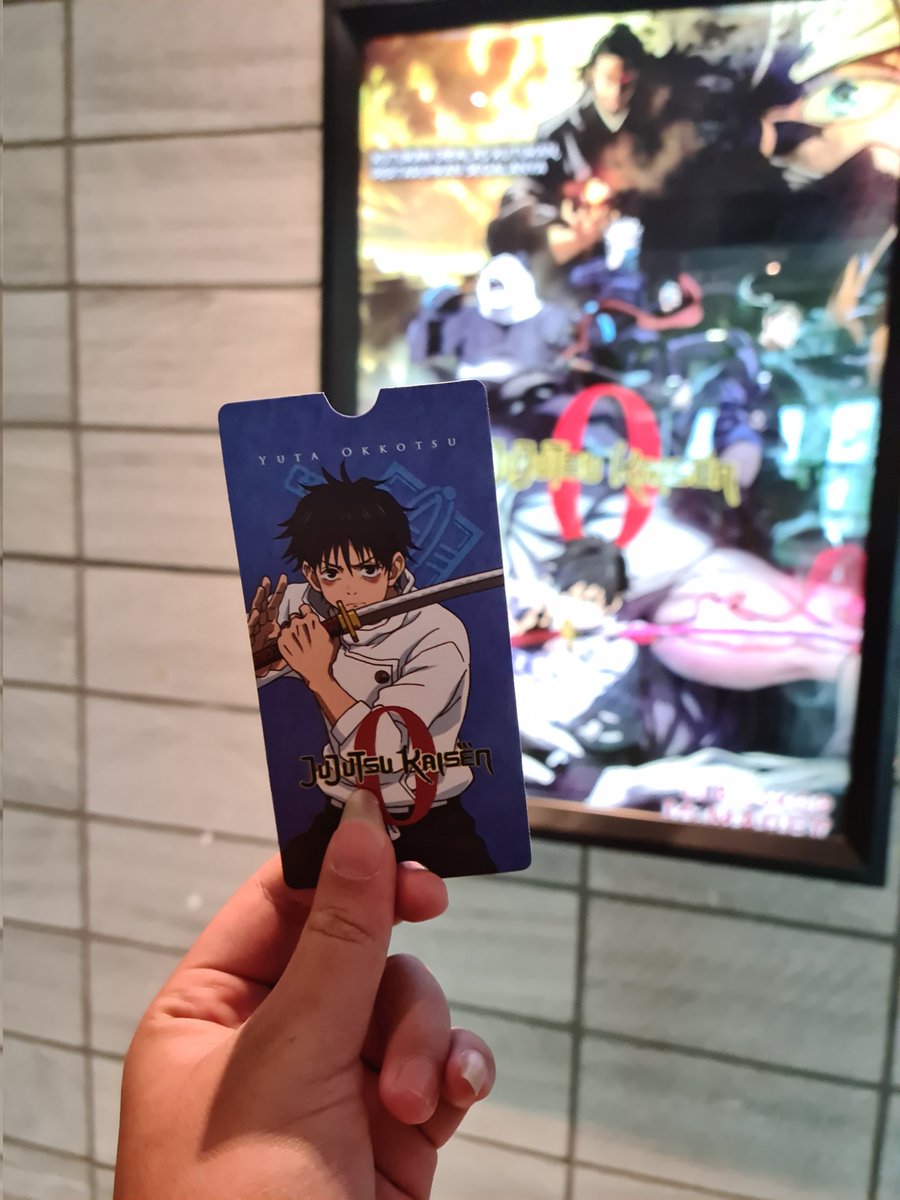 Lcl_onge's tweet photo. @JapanMerchFess Udaah 2 kali nonton, nunggu temen lagi buat diculik nonton 🤣🤣 https://t.co/3zYCxKf3zi