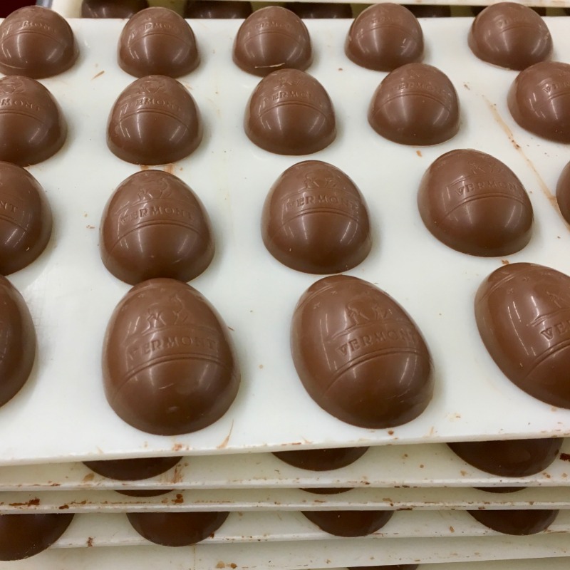 LCChocolates's tweet photo. Did somebunny say eggs?

This year, fill your Easter baskets with only the best organic chocolate eggs in a variety of delicious flavors, like coconut cream, peanut butter, caramel, and even vanilla cream!

#Easter #Eastertreats #Easterbasketideas #premiumchocolate