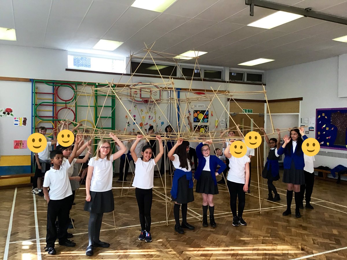 gfprimarycov's tweet photo. 5H also enjoyed the Maya temple building workshop this afternoon. They used excellent teamwork and problem-solving skills to create their model. #GFyear5 #GFDT #GFHistory https://t.co/JsVie53buO