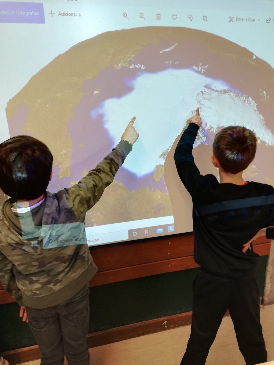 POLAR STAR Project (@polarstarproje1) on Twitter photo 💡2 students of 4ºA of Escola Básica das Matas (Portugal), presented today an assignment related to the PolarStar Project - Global warming in the Arctic and the consequences to our planet
The class also explored "Why don't fish freeze in the cold Arctic Waters?"🥶🧊
#polarstarkit 💡2 students of 4ºA of Escola Básica das Matas (Portugal), presented today an assignment related to the PolarStar Project - Global warming in the Arctic and the consequences to our planet
The class also explored "Why don't fish freeze in the cold Arctic Waters?"🥶🧊
#polarstarkit
