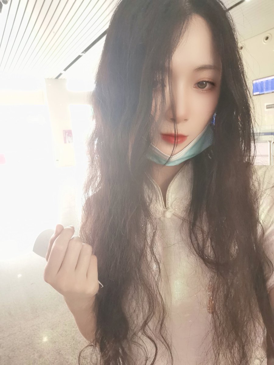 jiuer119's tweet photo. 🥱别宅着了，出来玩会 https://t.co/iXWWYzciS1