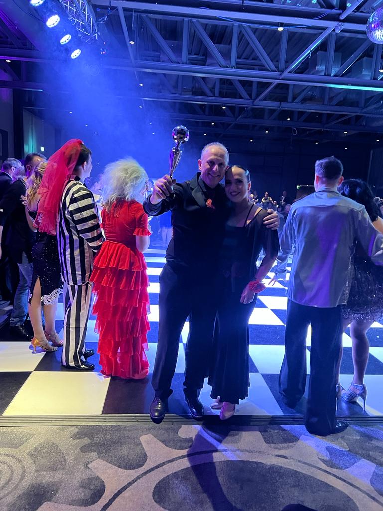 I had an amazing time over the weekend at the Strictly Goes to Hollywood 2022 event! 💃🏼💃🏼

It was a really fun time with <a href="/ElliePhillipsUK/">Ellie Phillips 🎬</a> <a href="/michelle_LLB/">Michelle Walters LLB</a> and <a href="/DawnPaineAurora/">Dawn Paine</a>  raising money for <a href="/Shelter/">Shelter</a> and <a href="/WirralMind/">Wirral Mind</a> 

Also a huge congrats to <a href="/AndyCKent/">Andy Kent</a> for your 2nd place! 🏆🏆