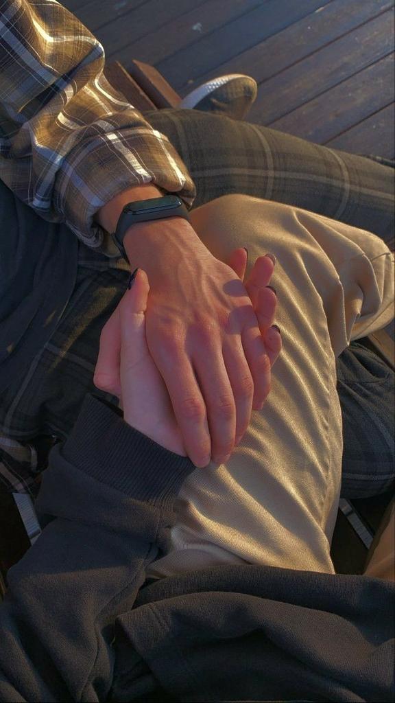 Me and You (@1flowery_) on Twitter photo 