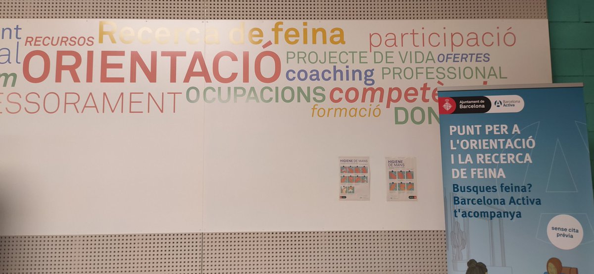 AnitsircCribot's tweet photo. Visita a Barcelona Activa amb 1TAPD.Taller de com preparar una entrevista de feina. @INS_Pla_Marcell https://t.co/aDKHH1HqcL