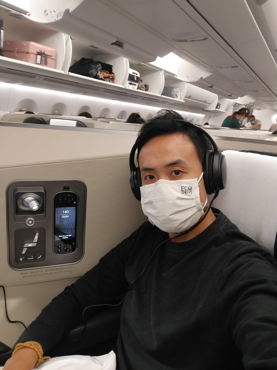 On my way to England 😃🇬🇧👋 #cathayjetsetters @cathaypacific