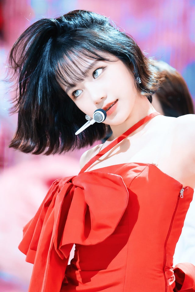 Uahhh8's tweet photo. Just cum on her face https://t.co/RujNV7eOyJ