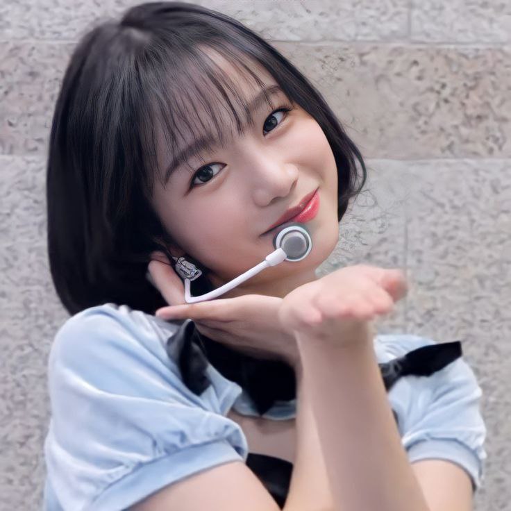 Uahhh8's tweet photo. Just cum on her face https://t.co/RujNV7eOyJ