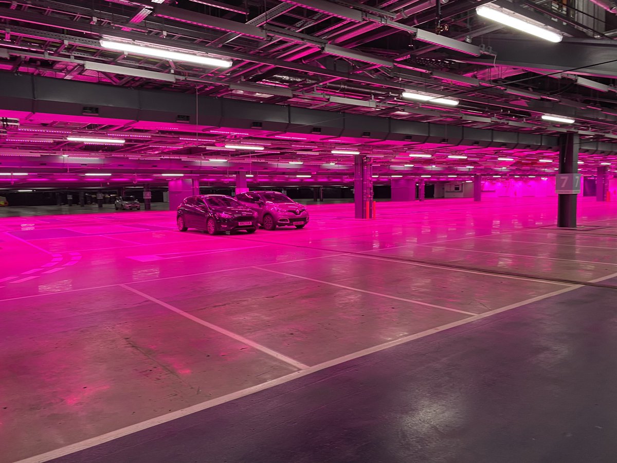 j__knowles's tweet image. In full tourist mode this afternoon - love this - better than NASA 💫#masterclass2022