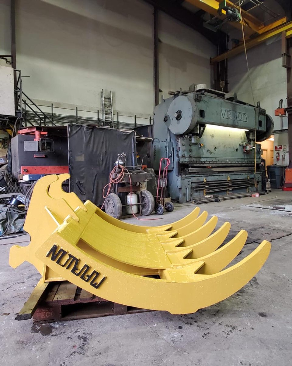 MarionMachine's tweet image. CAT 320 rake for our great customer.#Caterpillar #excavatorattachment #victoriabc #roadconstruction