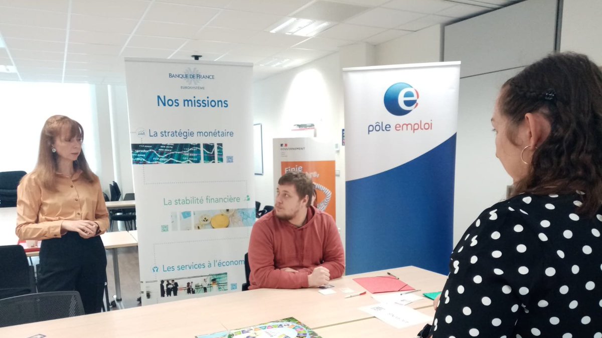 [#TousMobilisés] Semaine de l'éducation financière : @pole_emploi Hauts-de-France s’associe à la <a href="/banquedefrance/">Banque de France</a> et invite dans 13 de ses agences les jeunes demandeurs d’emploi à participer à l’atelier «Mes Questions d’Argent » 💶🚀

En savoir plus 📲💻⏩ pehdf.fr/en2ta