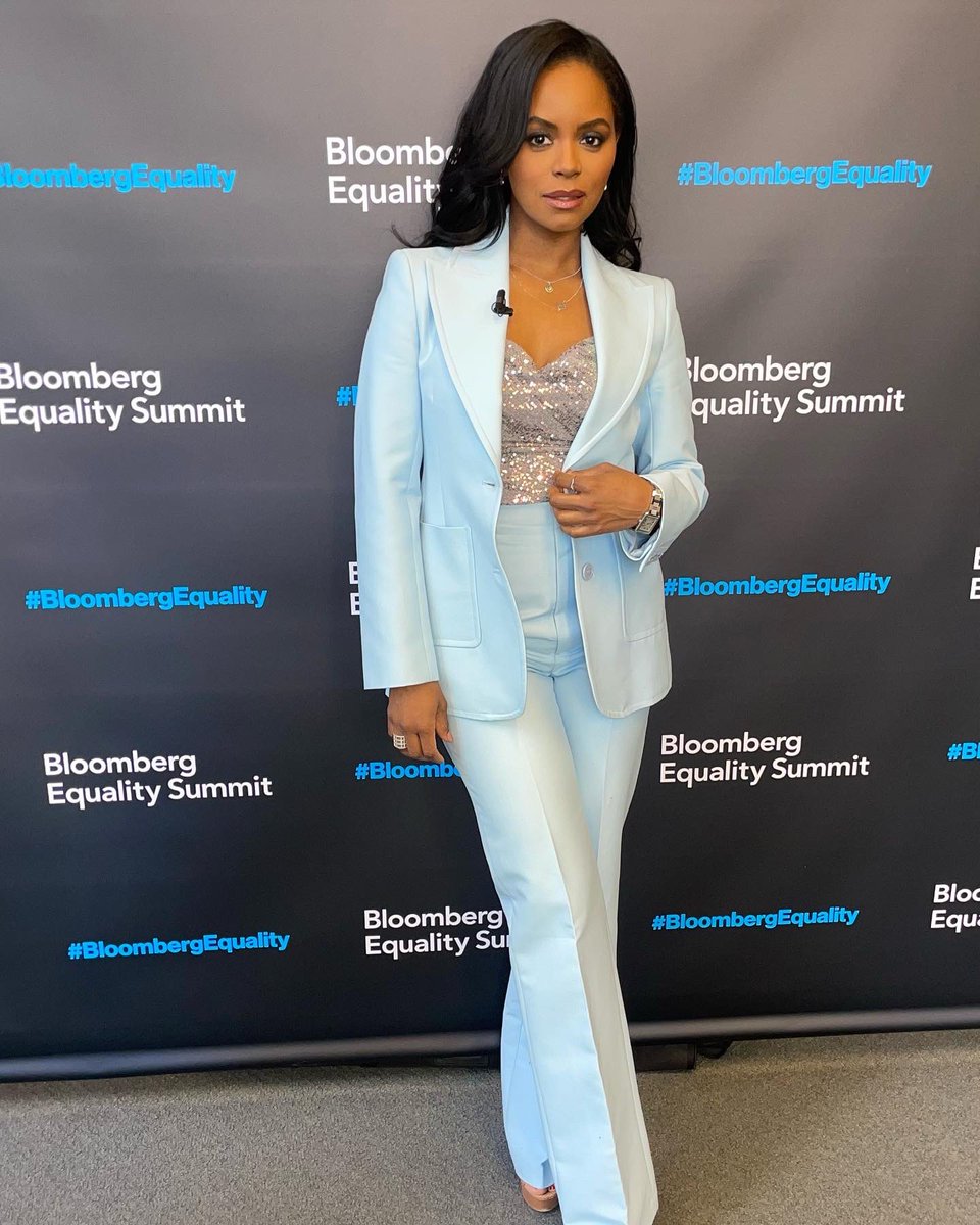 KrystalJoyBrown's tweet photo. Got to discuss #diversityandinclusion in the #arts w/ fellow @hamiltonmusical alum @therealBTC this morning for the #bloombergequality #summit @bloomberglive @bloombergbusiness 
What an inspiring group of leaders changing the world. The work continues. Thanks for having me! https://t.co/Dpl454Eh7s
