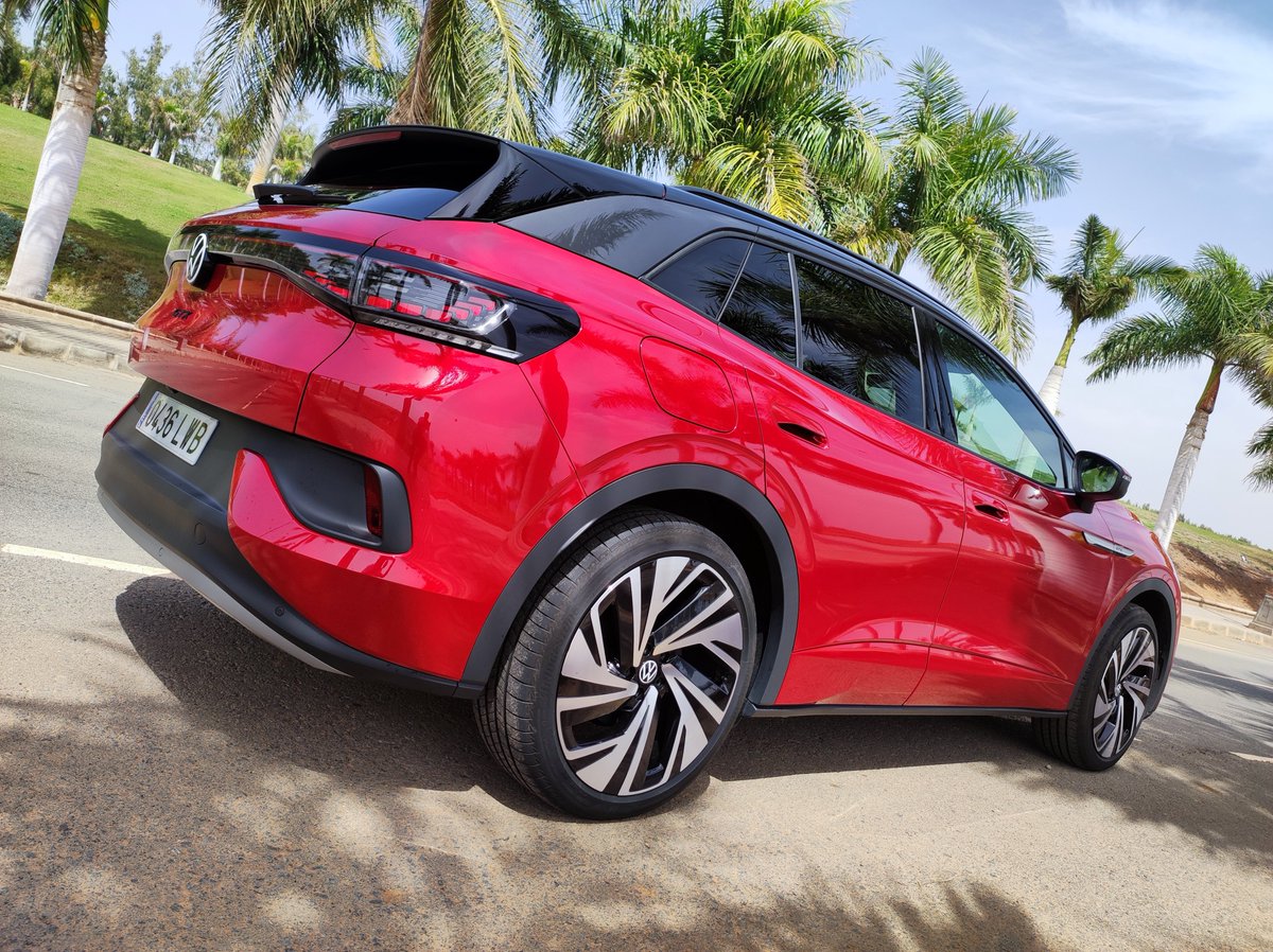 britoprensa's tweet photo. De nuevo vuelvo a probar #vehiculoselectricos pero en versión #deportiva contenida en una carrocería #SUV con gran #espacio interior. ¿Quieres saber las sensaciones al volante de este #Volkswagen ID.4 GTX? ➡️📜https://t.co/Yl2kUk07Iu https://t.co/tsLWkxaQ89