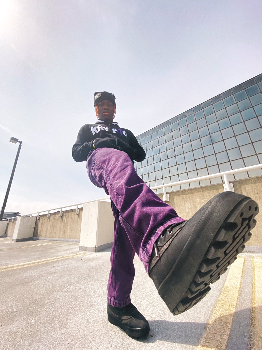 DatNiggaDoorMan's tweet photo. 💜💜💜💜💜 https://t.co/WDYXKuA6c4