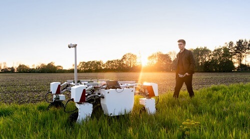 The5GExchange's tweet photo. Telcos &amp; the organizations they work with will need the efficiency and insight that AI-powered automation can provide to deliver on consumers' expectations for #5G -- new blog by @IBM https://t.co/HwGAo0jgH0 #AI https://t.co/8U9OrxuYND