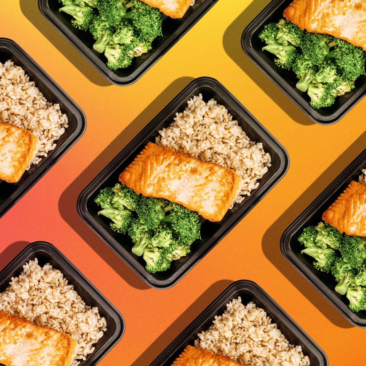 eatcleanbro's tweet photo. You asked &amp; we delivered! Our most popular basics variation is back! 🤩

👉 A simply seasoned roasted salmon filet served with steamed brown rice and broccoli. https://t.co/q7iinPKmFx