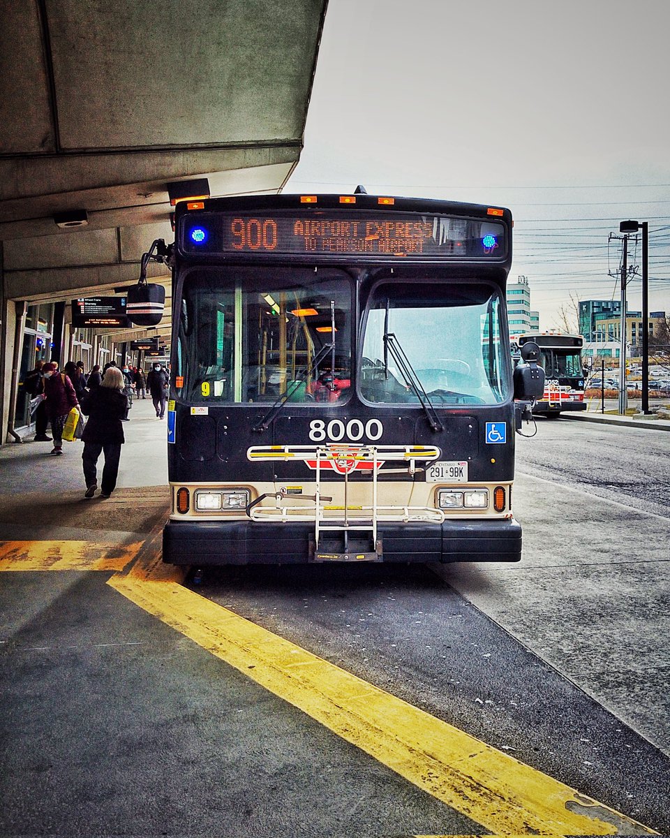KiplingStation's tweet photo. 1-900-TTC-8000

#TTC #Toronto #AirportExpress #PearsonAirport https://t.co/WreERYGIyb