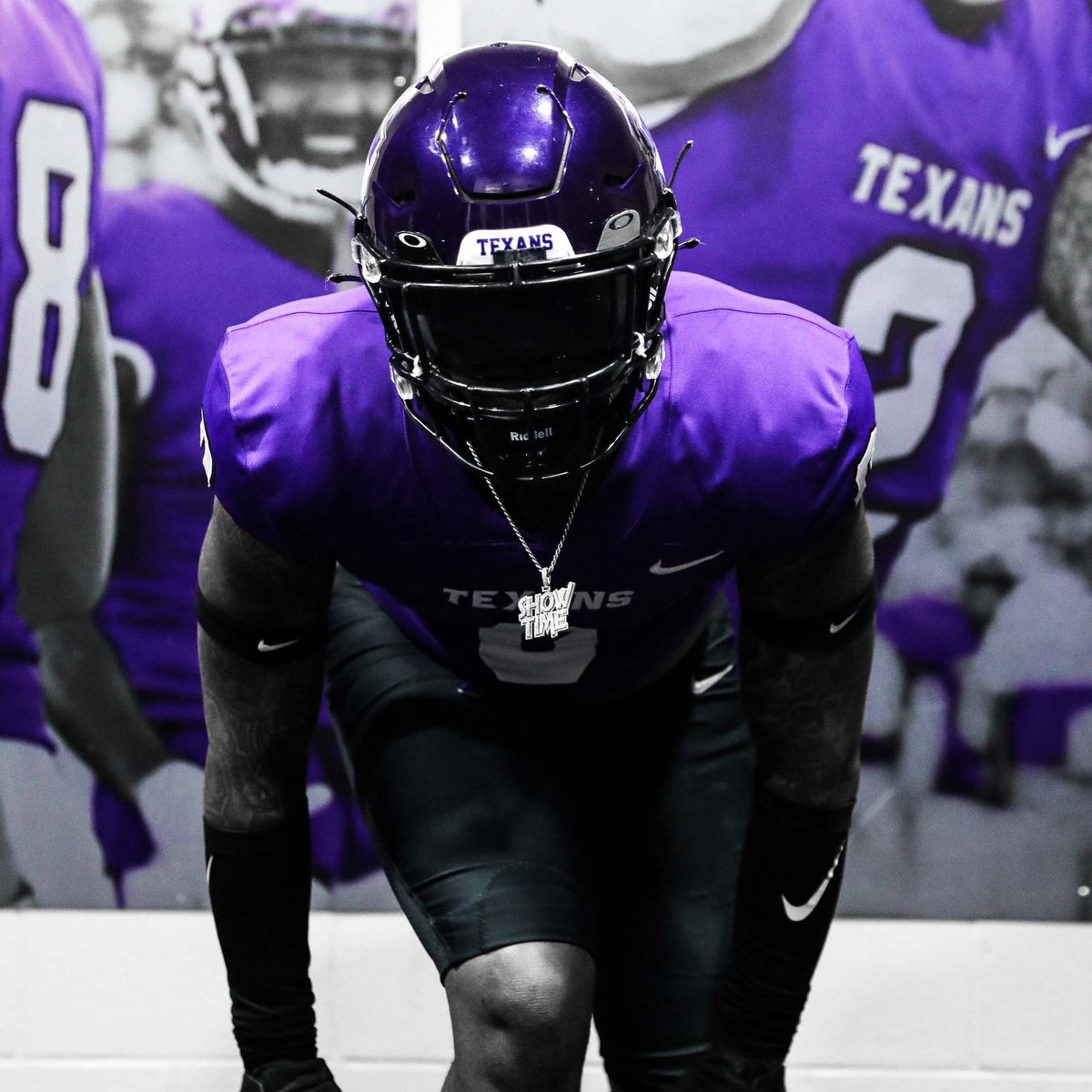 TarletonFB's tweet photo. One more day until it’s “Show Time” 🤫 https://t.co/CYvwQf11b5