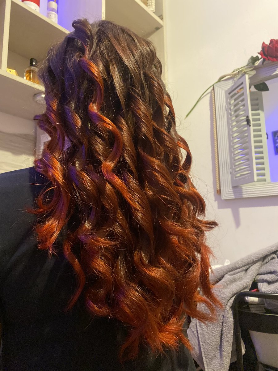 levrangigaia's tweet photo. balayage rosso🔥 @ComoCfp https://t.co/AfmORQ1q6W