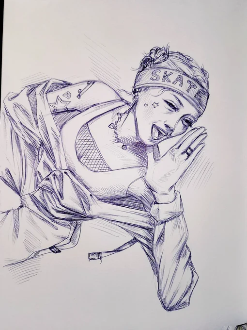 I already have 1/4 of my sketchbook filled with ballpen sketches yikes 
