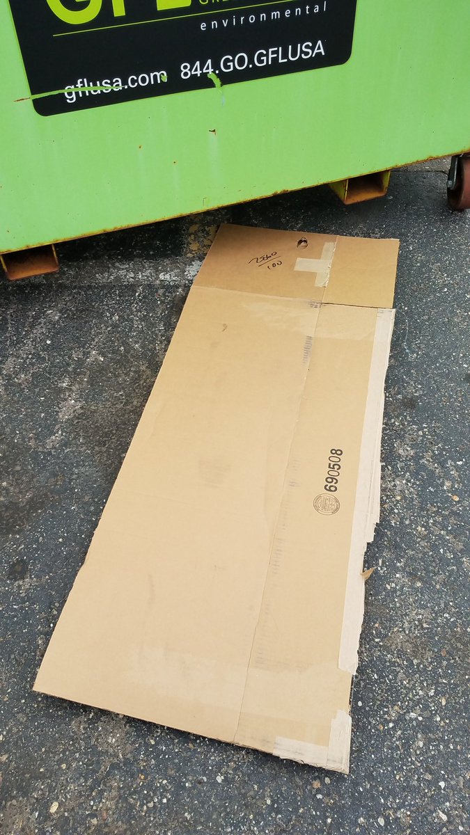 BreakdownBoxDad tweet media