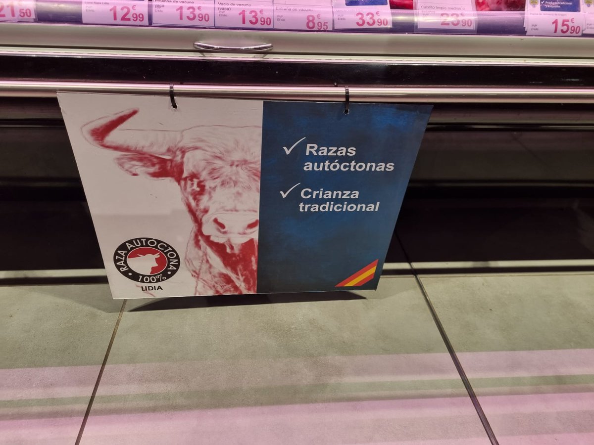 Fedelidia1's tweet photo. ¿Os gusta la carne de calidad, de procedencia ecológica criada en extensivo y a buen precio? La carne de lidia os encantará. Búscala con su sello #100%RazaAutóctona. En  @CarrefourES la podéis encontrar
#100x100nuestro #somosloquecomemos #ElToroesCampoyVida https://t.co/raRbkth3J4