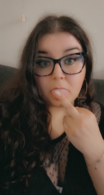 I need a REAL homework slave to do my paper due on Sunday. DM me ONLY if serious! Goddess will reward<a href="/tag/footfetish"class="tags"><span>#footfetish</span></a><a href="/tag/feet"class="tags"><span>#feet</span></a><a href="/tag/toes"class="tags"><span>#toes</span></a><a href="/tag/sexyfeet"class="tags"><span>#sexyfeet</span></a><a href="/tag/soles"class="tags"><span>#soles</span></a><a href="/tag/tinytoes"class="tags"><span>#tinytoes</span></a>