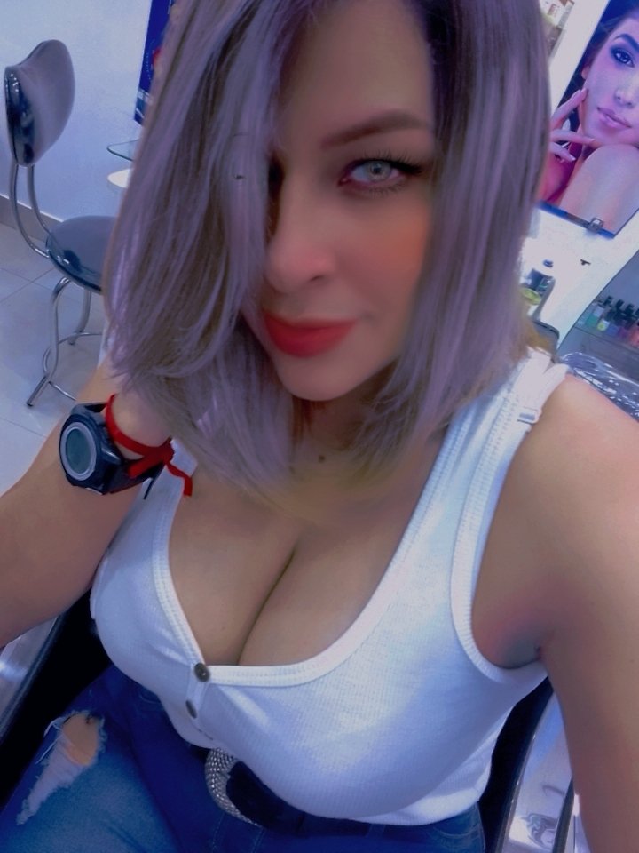 jova_0210's tweet photo. Tengo cara de ❓❓❓
Será que me cambió el look?? https://t.co/qY83tNcf0t