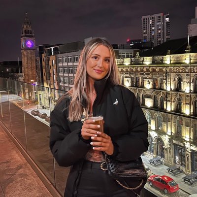 toriaclogan's tweet photo. #NewProfilePic https://t.co/KmNnRrygBr