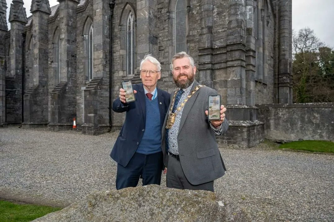 Councillor Charlie O’Connor was present at St Maelruain’s Church, Tallaght, for the launch by Mayor
Peter Kavanagh, of the South Dublin County Tallaght Heritage Trail App.