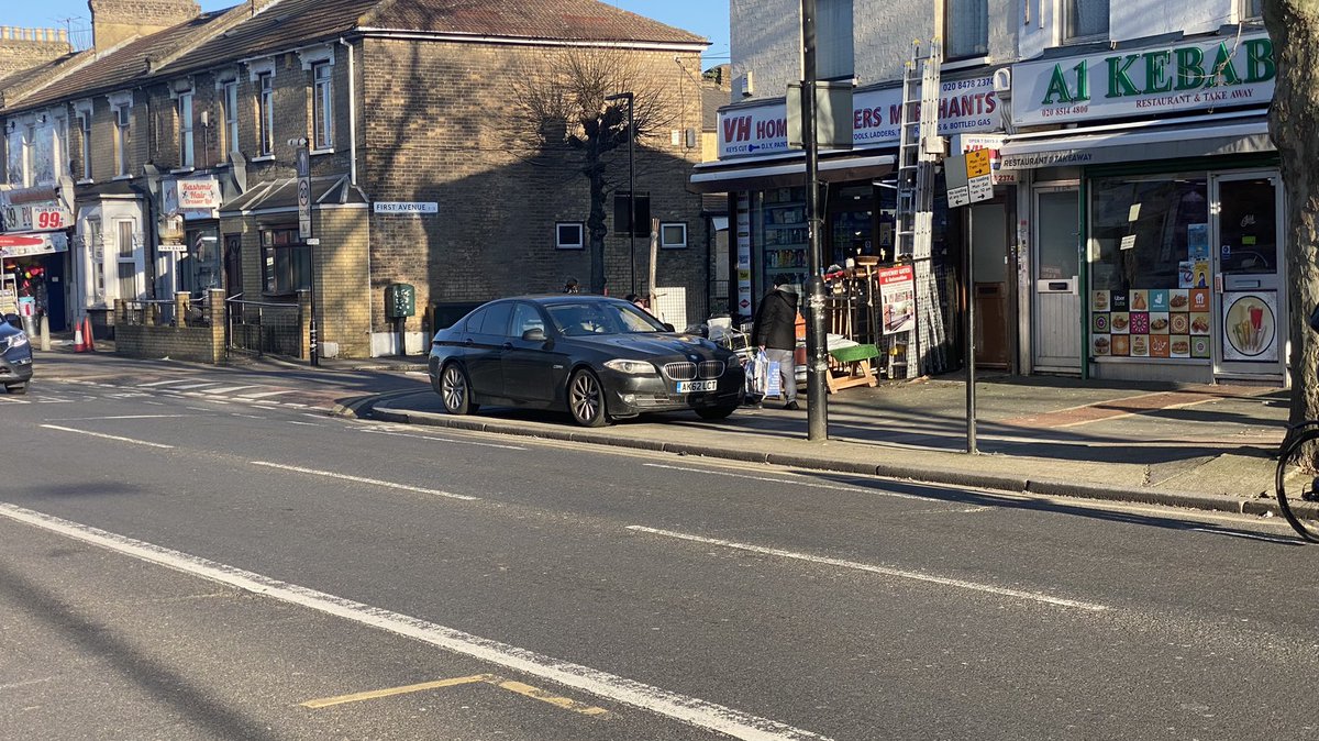 MUSIIM_T's tweet photo. @NewhamLondon have been inform number of times that pavements are for pedestrians only but you have vehicles parked up why??? Even there is Space available public are lazy to walk few meters now. #newham @MPSNewham @NewhamRecorder https://t.co/hboz4jDEO3