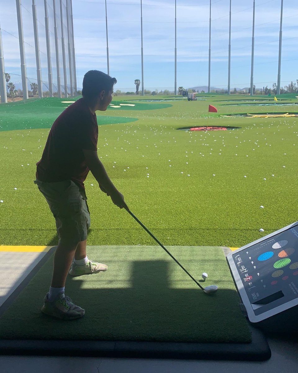 TherapistLo19's tweet photo. One of our favorite spots in OH just opened in CA! Perfect day for some Top Golf! ⛳️ #teamrodriguez #springbreak2022 #lovemyboys #missing @CoachZoneEyes #missingvictoria https://t.co/LCl3COcVI3