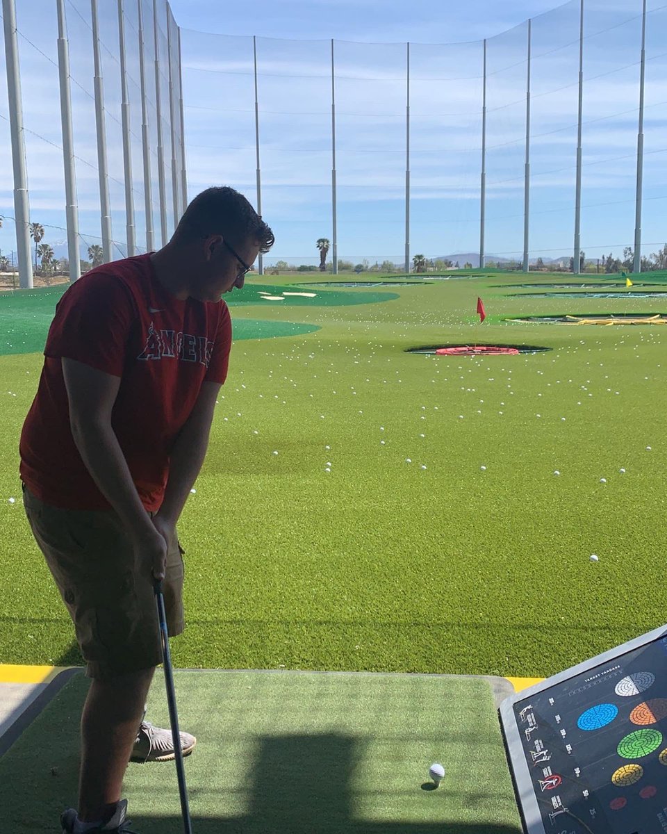 TherapistLo19's tweet photo. One of our favorite spots in OH just opened in CA! Perfect day for some Top Golf! ⛳️ #teamrodriguez #springbreak2022 #lovemyboys #missing @CoachZoneEyes #missingvictoria https://t.co/LCl3COcVI3