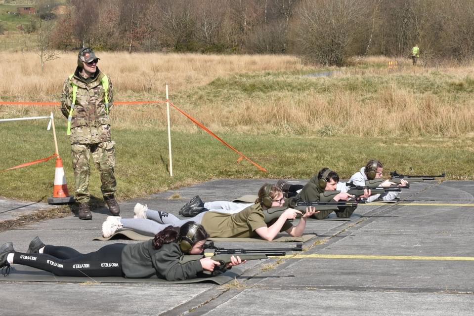 gmanacf's tweet photo. Greater Manchester ACF holds its first GB Target Sprint for cadets. 

Capt Anderton said “Target Sprint can best be described as akin to the Olympic Winter Bi-Athlon without snow &amp; skis but running instead”.

Click ⬇️ for more

https://t.co/yJXAd3GOQf

#GmanACFForceForGood https://t.co/KJtHDAQ7KL